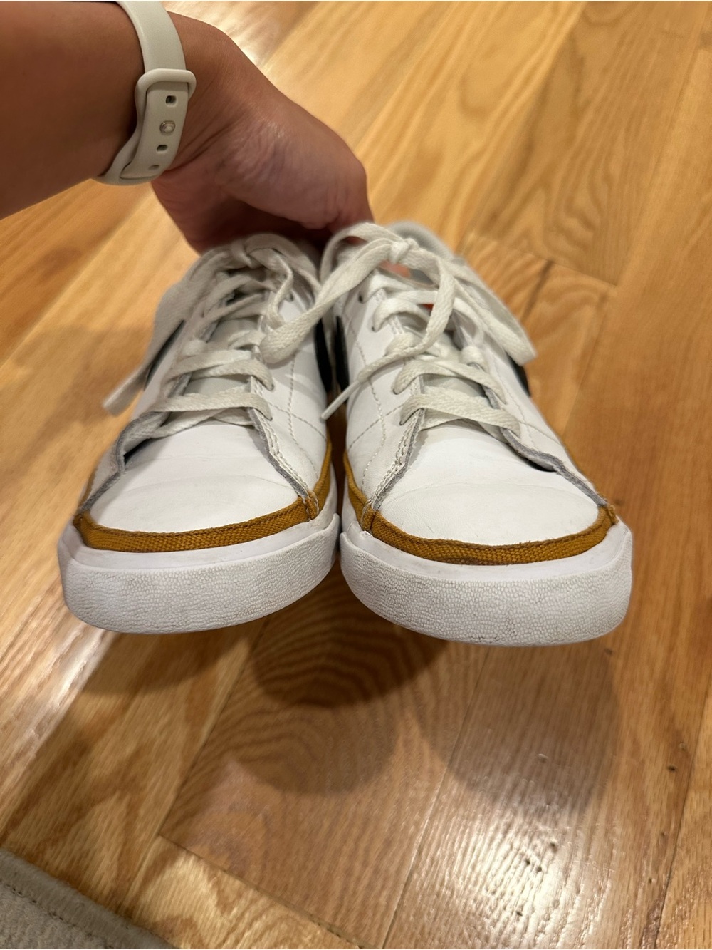 Nike Court Legacy Sneaker kids size 5, women’s size 6.5 - Picture 3 of 8